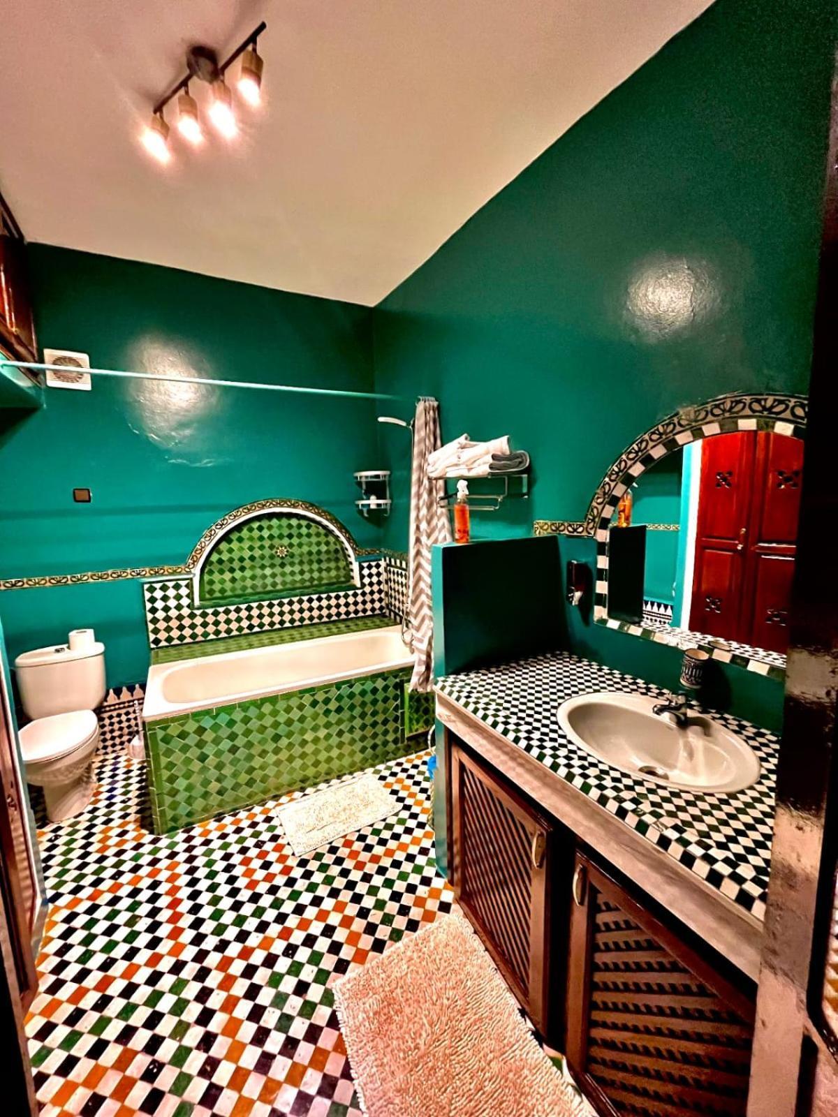Riad Lalla Zoubida Fez Bagian luar foto