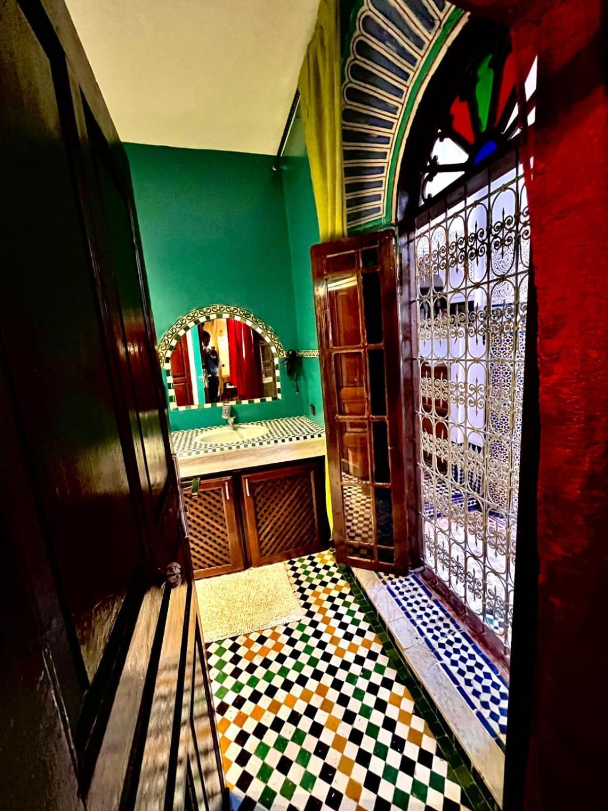 Riad Lalla Zoubida Fez Bagian luar foto