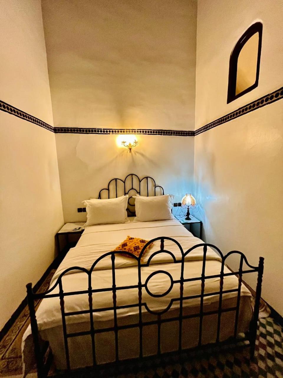 Riad Lalla Zoubida Fez Bagian luar foto