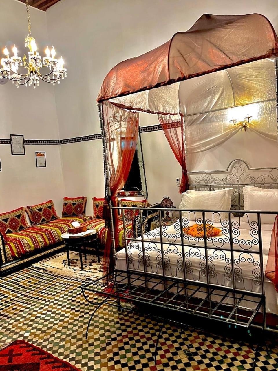 Riad Lalla Zoubida Fez Bagian luar foto