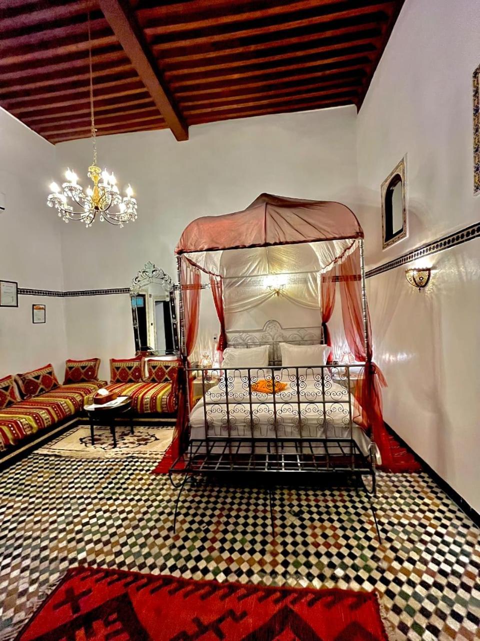 Riad Lalla Zoubida Fez Bagian luar foto